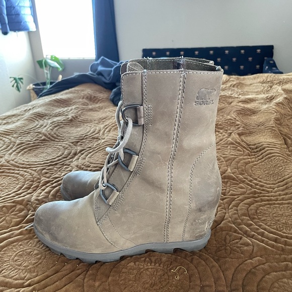 Sorel Wedge Boots - Picture 10 of 11